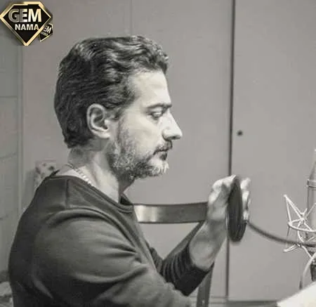 اهنگ آخ زود است نرو بمان
