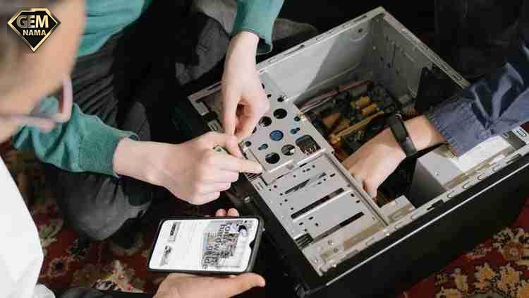 آموزش کامل نرمافزار کامپیوتر از نصب تا استفاده پیشرفته