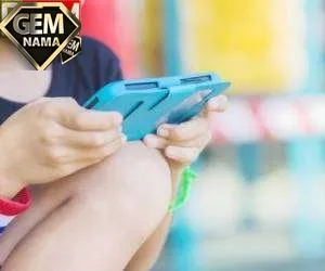 بازی اینترنتی کودک مادرش را بیچاره کرد